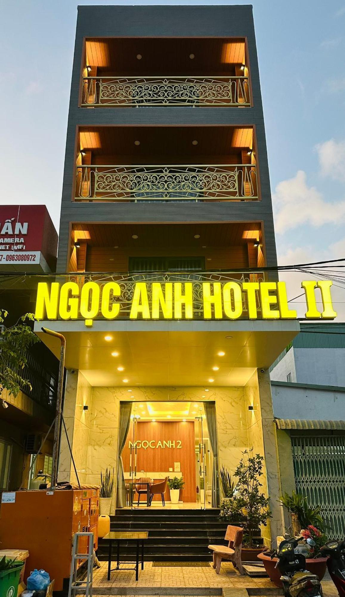 Ngoc Anh Hotel Chi Khu Co Ong エクステリア 写真