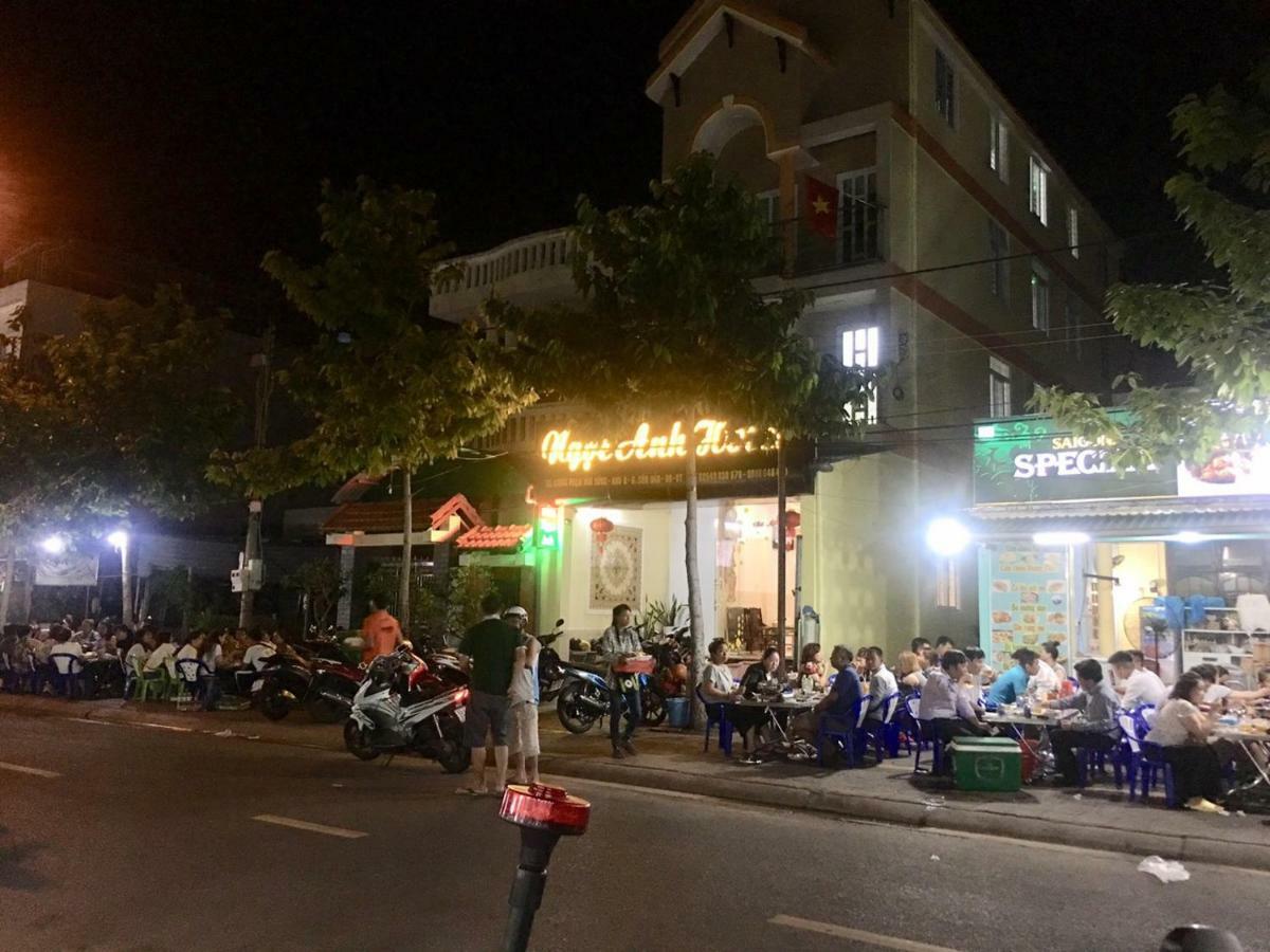 Ngoc Anh Hotel Chi Khu Co Ong エクステリア 写真